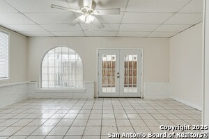 Building Photo - 811 Cottonwood Ave