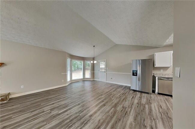 Building Photo - 77 Breckenridge Dr