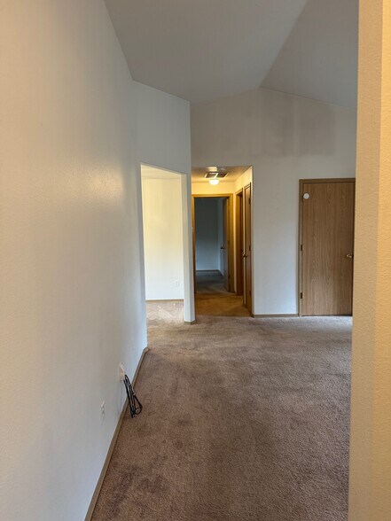 Building Photo - 12416 132nd Street Ct E