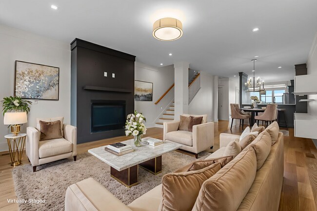 Building Photo - M West