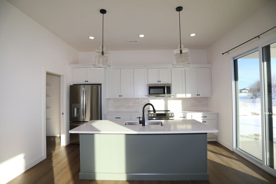 Building Photo - 4408 Royal County Rd