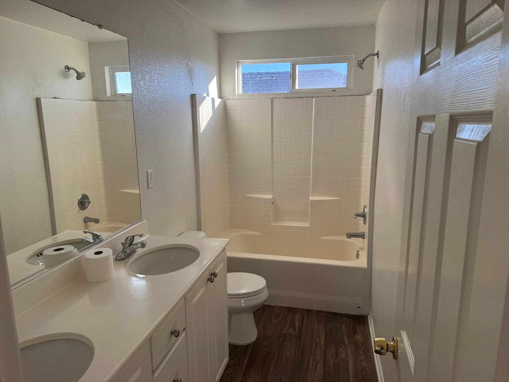 Building Photo - 44334 Sundance Ct