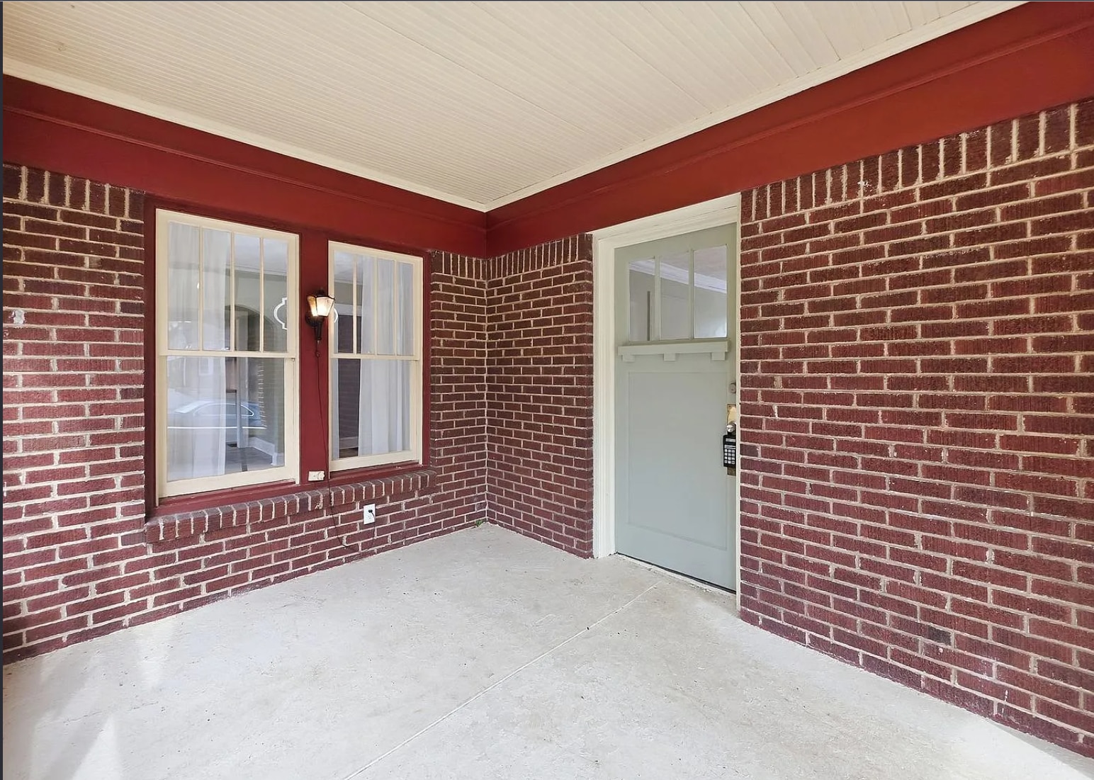 Building Photo - 1391 Jefferson Ave