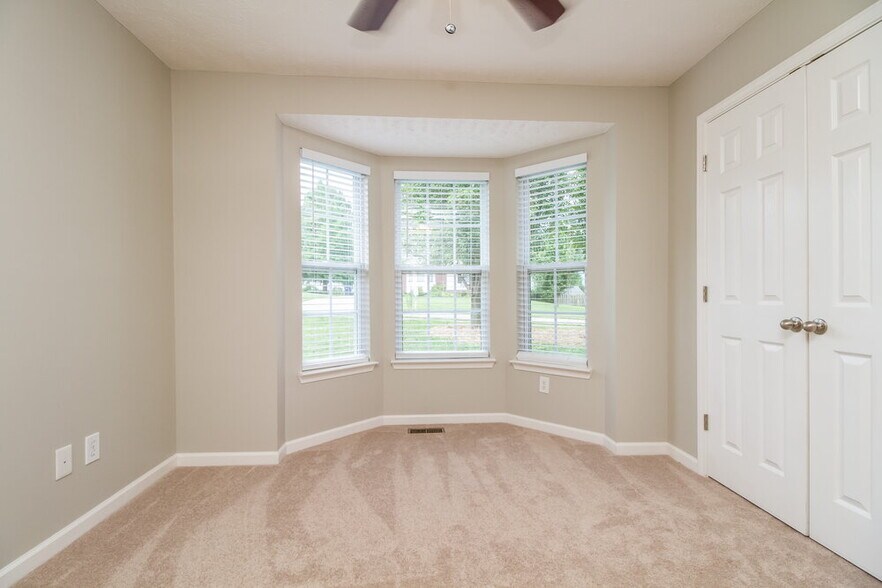 Building Photo - 900 Pebble Beach Cir