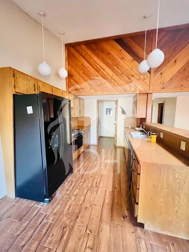 Building Photo - **Charming 2-Bedroom Condo in Enid, OK!**