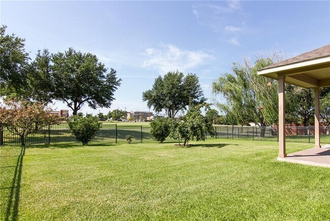 Building Photo - 703 Wood Mesa Ct