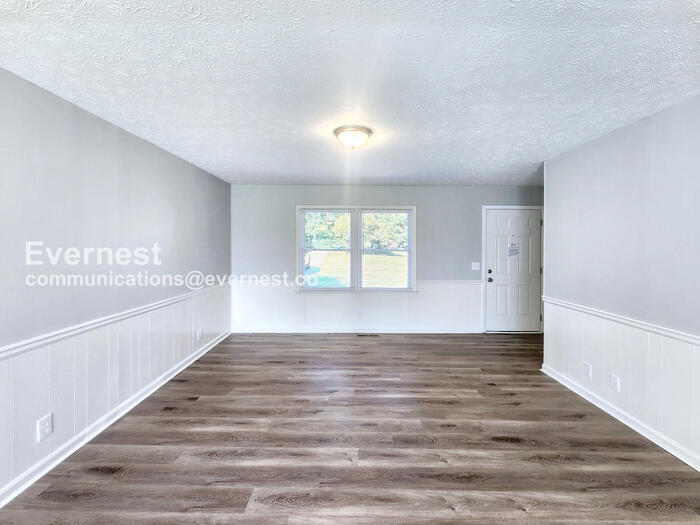 Building Photo - 807 Mountain Creek Church Rd NW