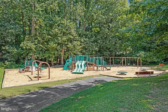 Building Photo - 7730 Falstaff Rd