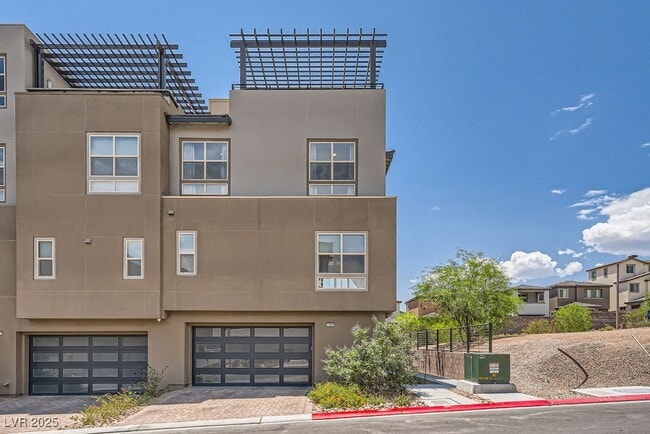 Building Photo - 11821 Stone Run Ave