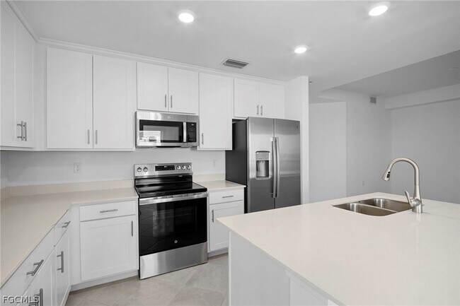 Building Photo - 18421 Copperhead Dr