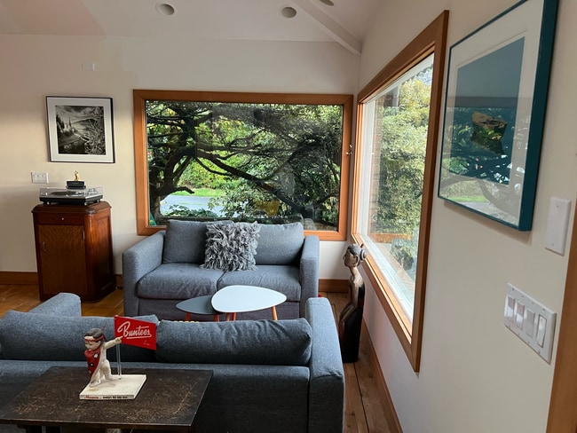 Living room - 1304 Lakeside Ave S