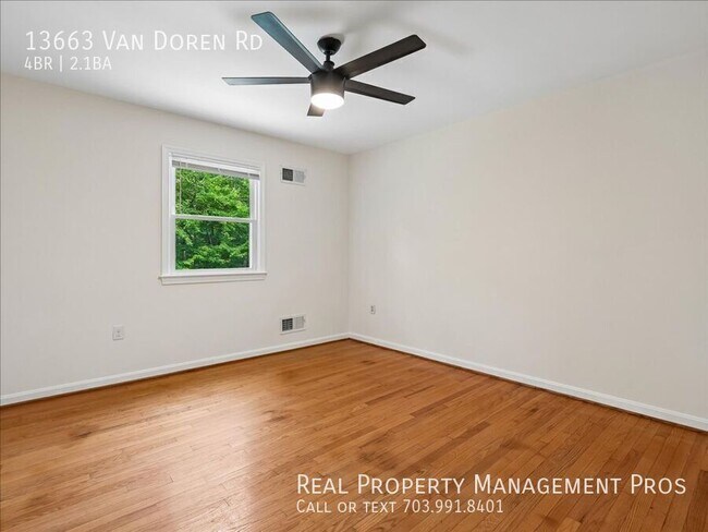 Building Photo - 13663 Van Doren Rd