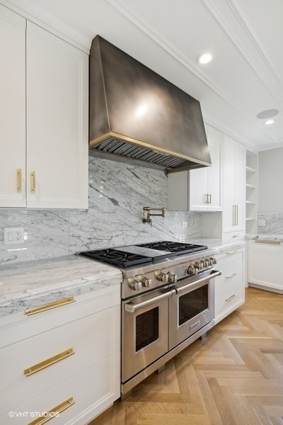 Building Photo - 2700 N Lakeview Ave