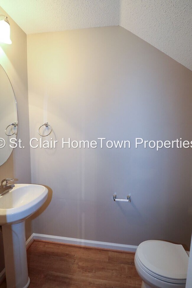 Building Photo - Wonderful Floor Plan