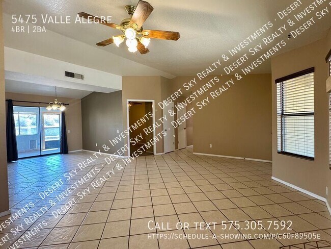 Building Photo - 5475 Valle Alegre