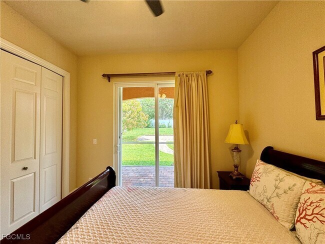 Building Photo - 1740 Ludlow Rd