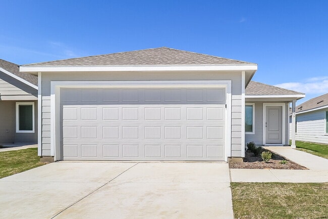 Building Photo - 1239 Maple St