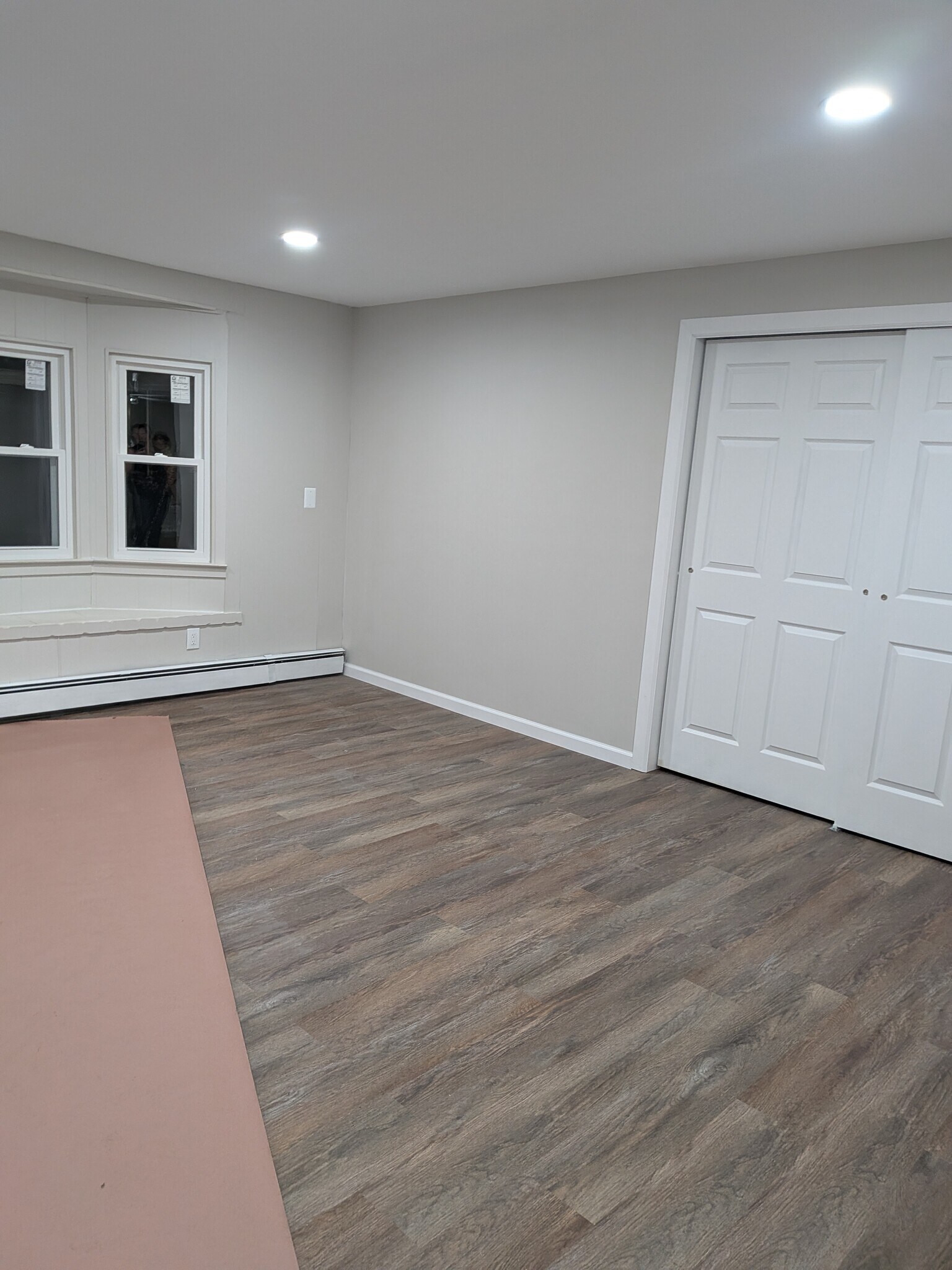 Building Photo - 82 Seaside Ave
