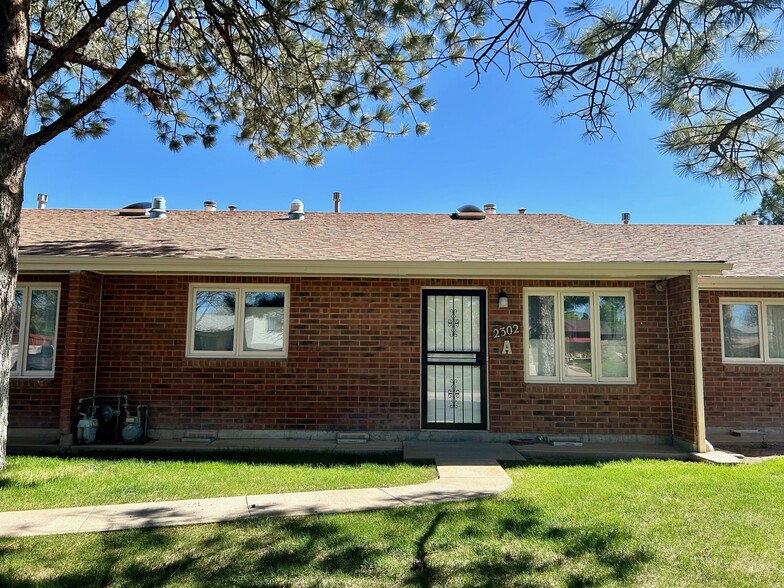 Primary Photo - 2302 Cartier Dr