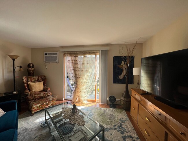 Interior Photo - Lancer Court Apartments