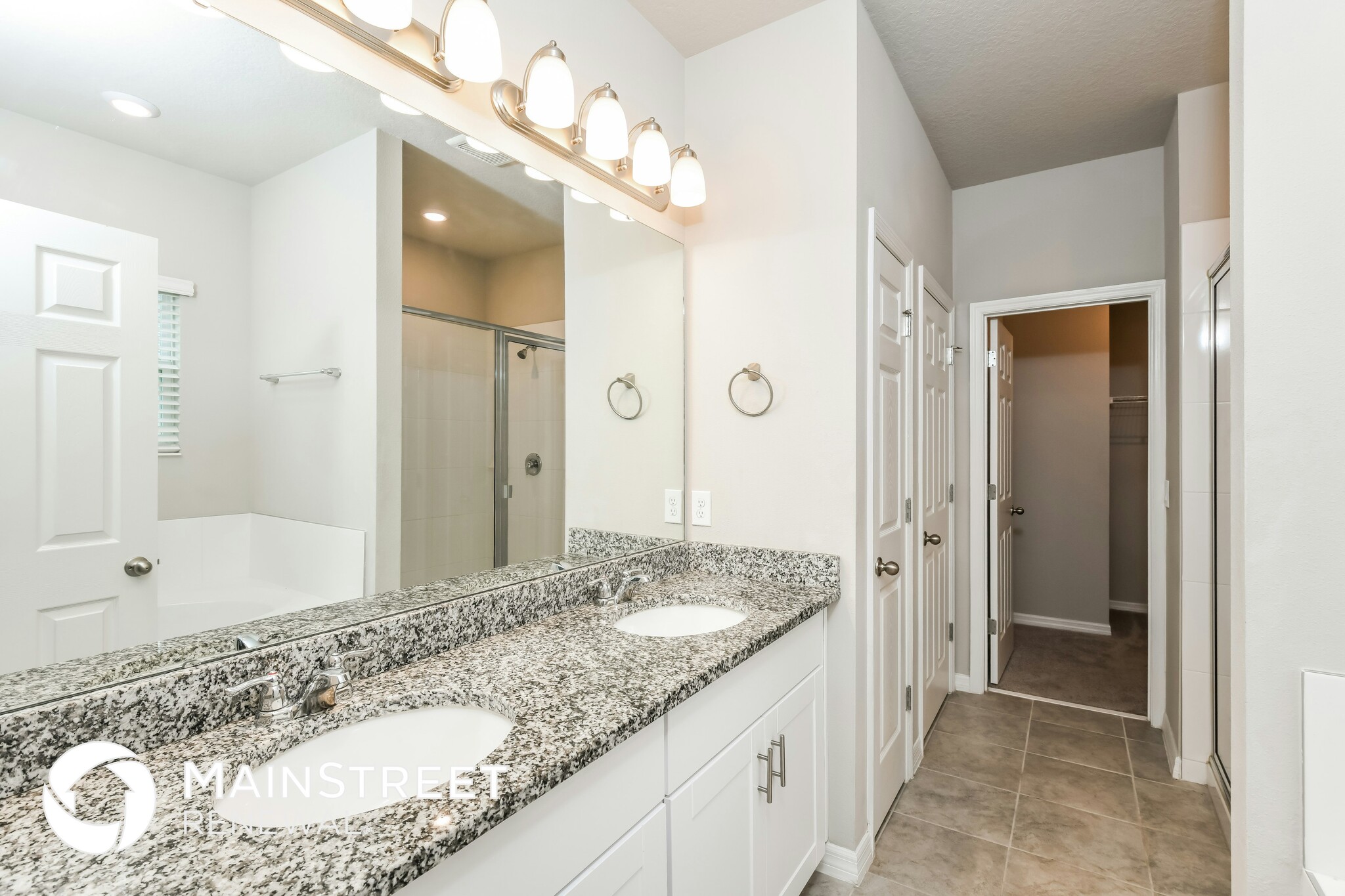 Building Photo - 517 Venetian Palms Blvd