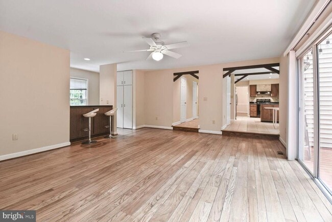 Building Photo - 8217 Lochinver Ln