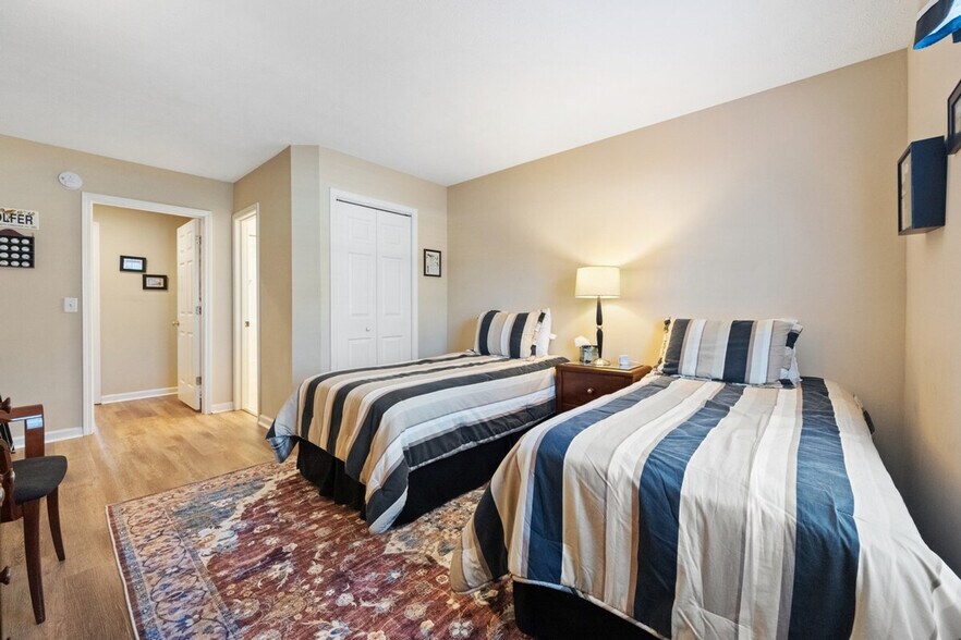 Building Photo - 342 Pinehurst Ln