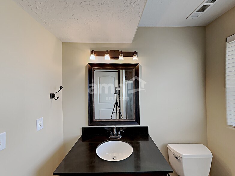 Building Photo - 2277 Allison Way