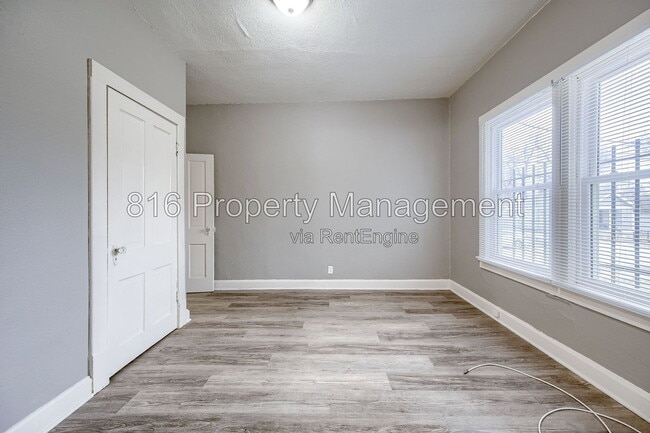Building Photo - 5701 Anderson Ave