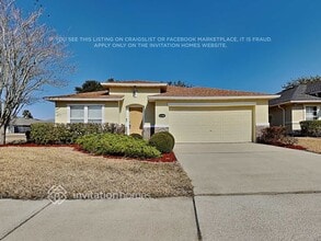 Building Photo - 12390 Deersong Dr