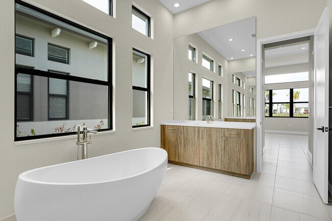 Building Photo - 13024 Feathering Wy
