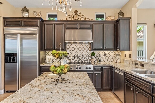 Building Photo - Executive Gated Serrano Golf-Course Home with Views of the 16th Hole!