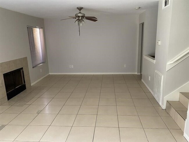 Building Photo - 12638 Ashford Meadow Dr