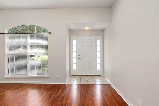 Building Photo - 106 Lagoon Way