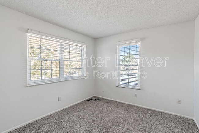 Building Photo - 2407 S Dawson Way