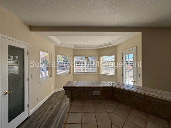 Building Photo - 2963 Hot Springs Dr