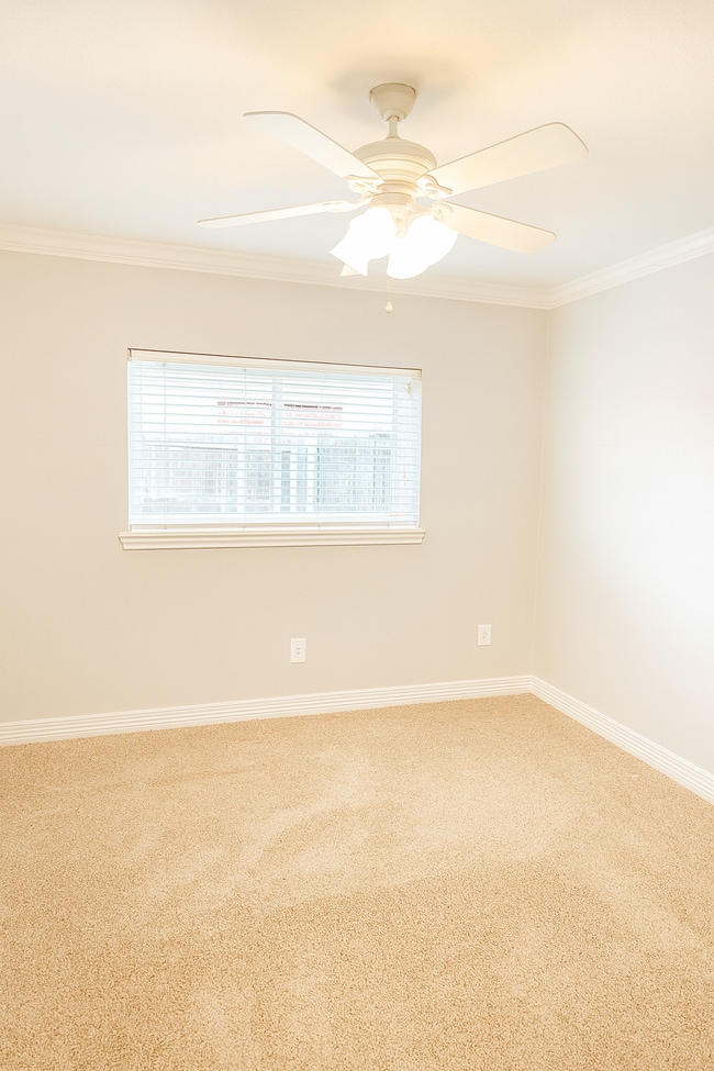 Building Photo - 115 Harvest Loop