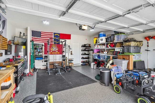 Building Photo - Like New Construction in Ludowici