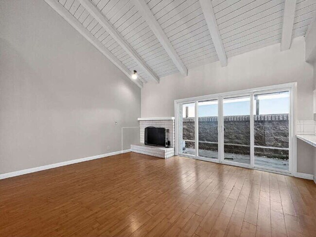 Building Photo - 1776 S Dallas Dr