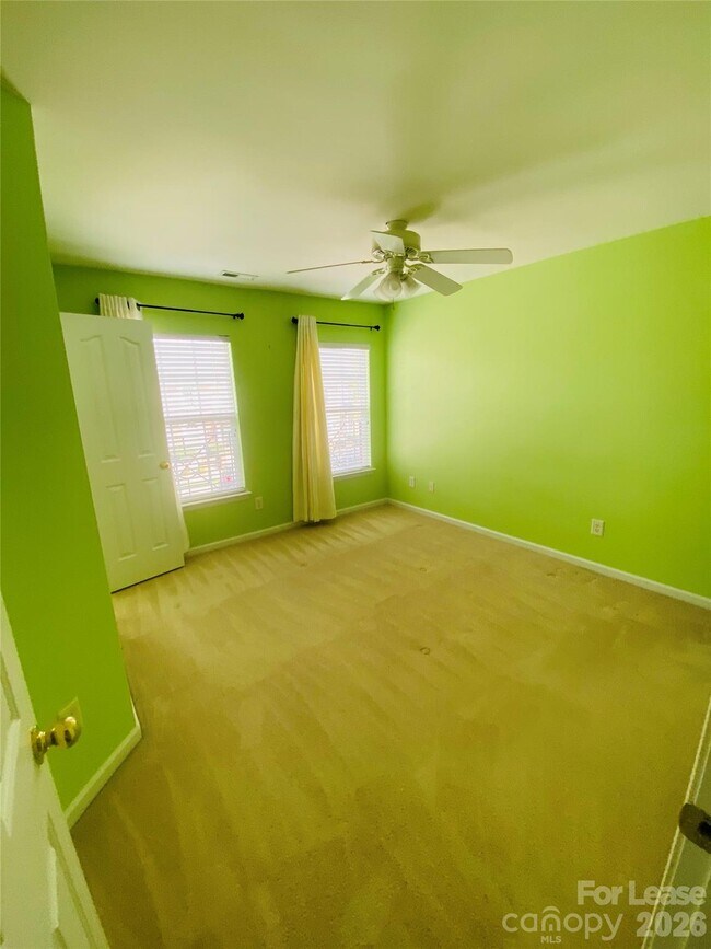 Building Photo - 6928 Creft Cir