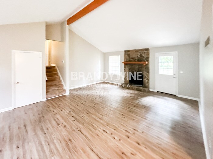 Building Photo - 1753 Lamancha Dr NW