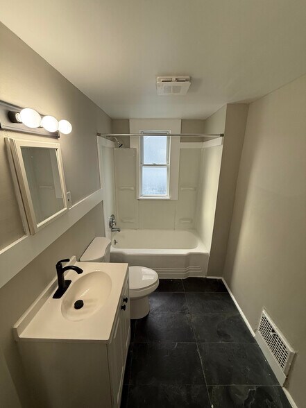 Building Photo - 23 Gridley St