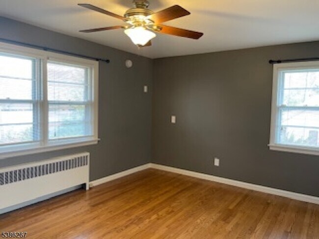 Building Photo - 429 Colwell Ct