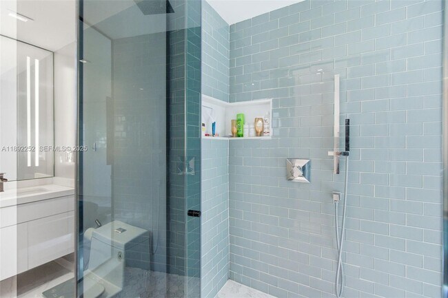 Building Photo - 1428 Euclid Ave