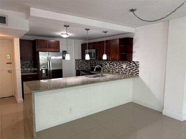 Building Photo - 9143 SW 77th Ave