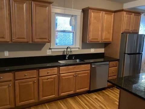 Building Photo - 51 Huxley Ave