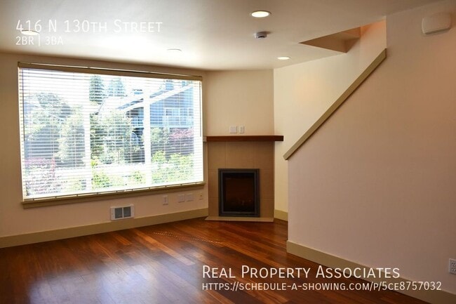 Building Photo - 416 N 130th St