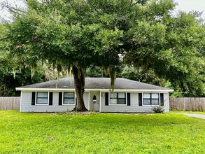 Building Photo - Charming 3-Bedroom, 2-Bathroom Home with Sunroom & Flex Room