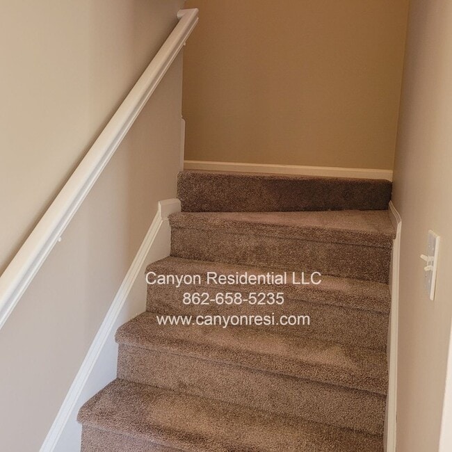 Building Photo - 4396 Moat Dr