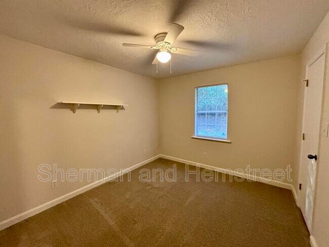 Building Photo - 4391 Ridge Valley Dr